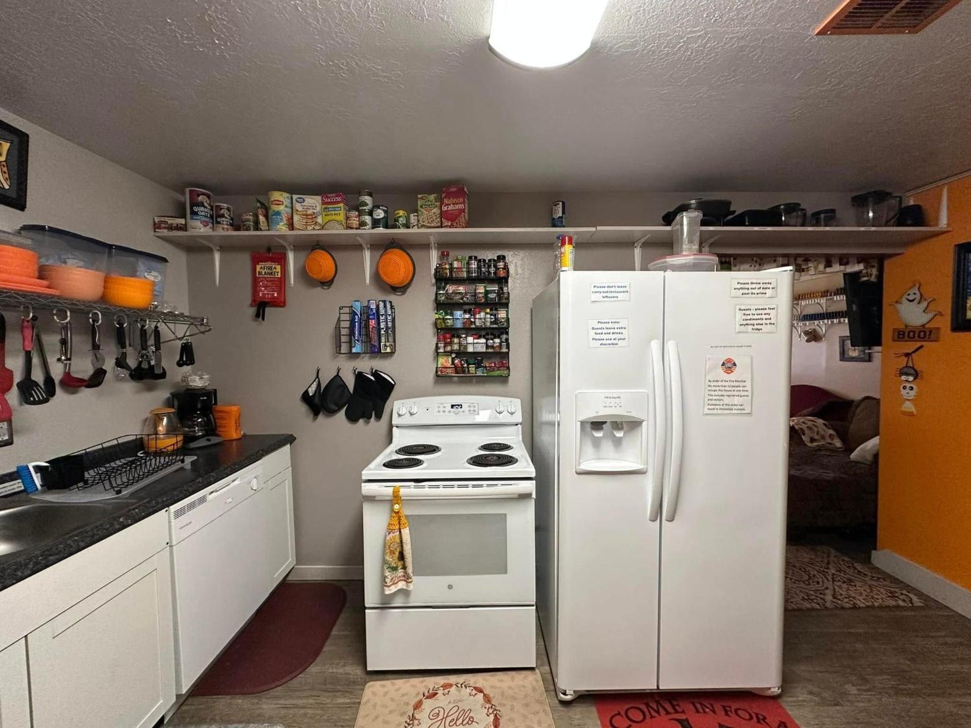 Ez 1 Mile To Fort Sill! Pumpkin Cottage Sleeps 9, Grills, Firepit, Laundry Lawton Eksteriør billede