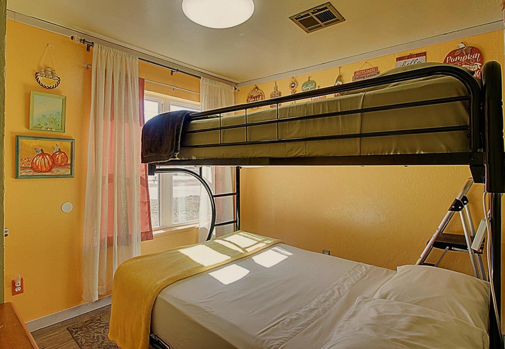 Ez 1 Mile To Fort Sill! Pumpkin Cottage Sleeps 9, Grills, Firepit, Laundry Lawton Eksteriør billede